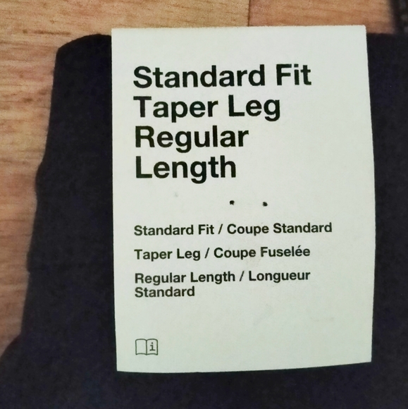 NWT. Nike Essentials Sportswear reflective utility pants - Picture 10 of 14